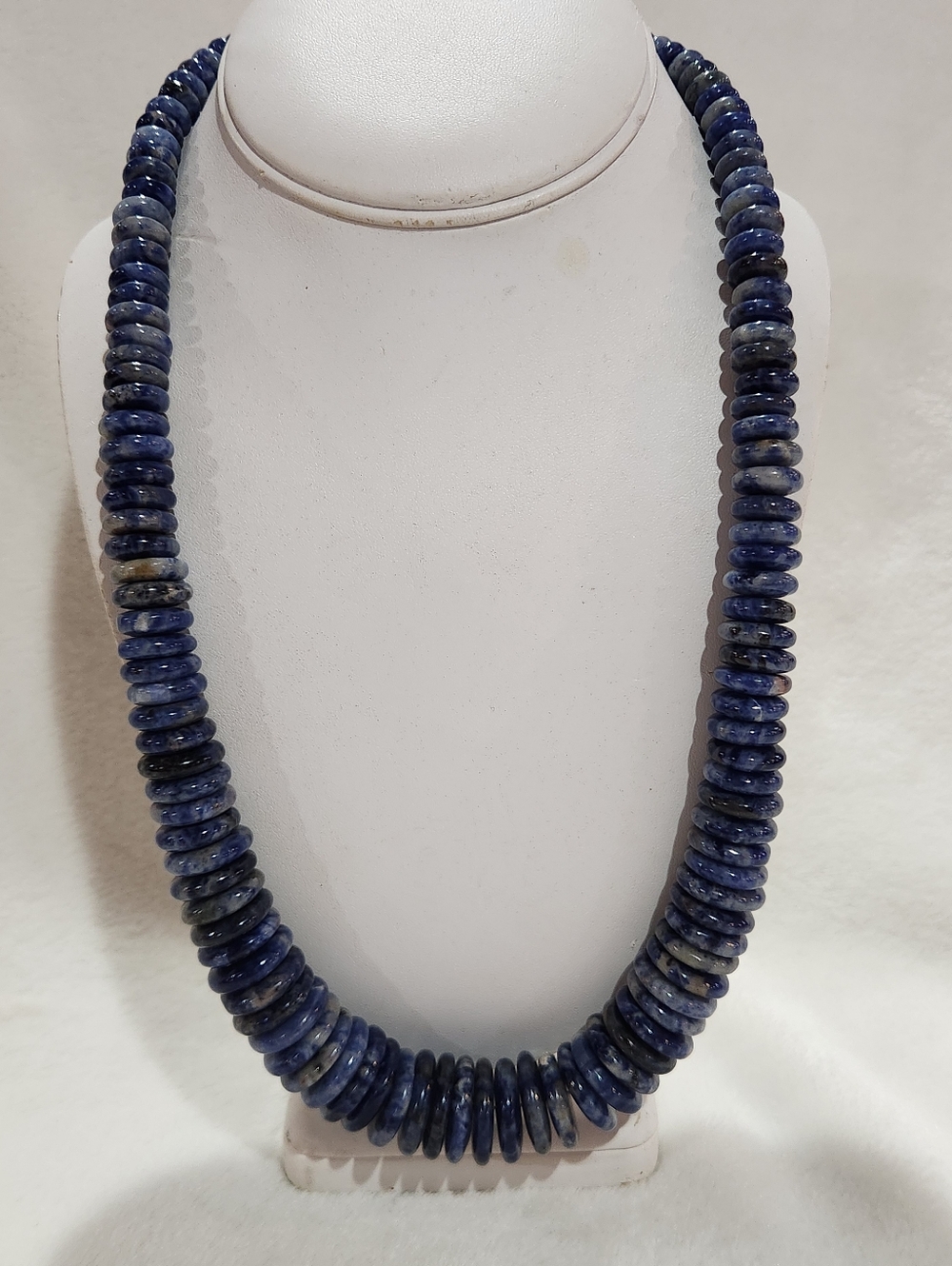 FAS Lapis Lazuli Graduated Disk Beaded Necklace w/STERLING clousure